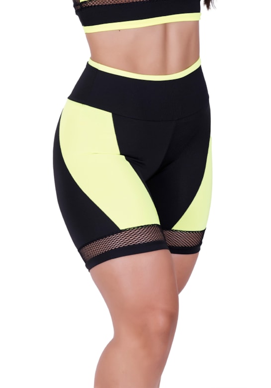 Bermuda fitness com detalhes em tela e neon verde com preto